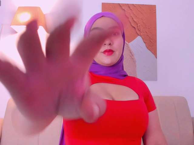 Malika-Noor live webcam show