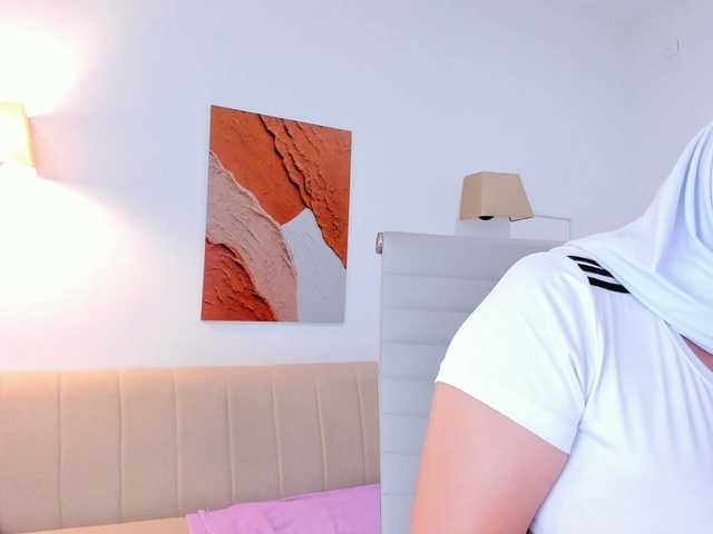 malika-noor live sex