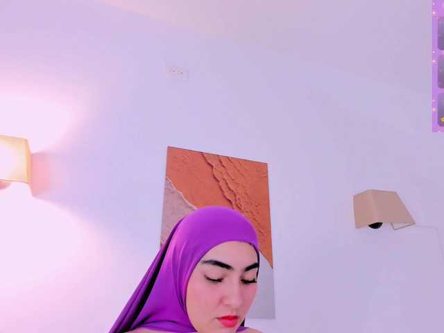malika-noor cam belle