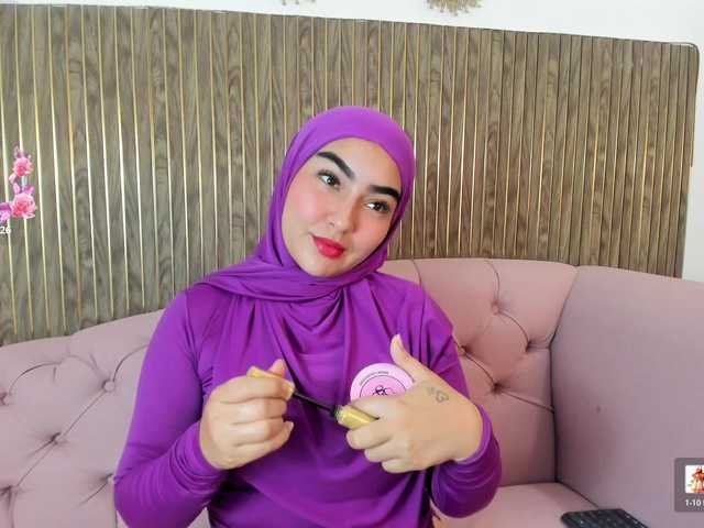 Malika-Noor live cam on BongaCams