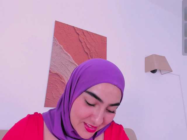 Malika-Noor live cam on BongaCams