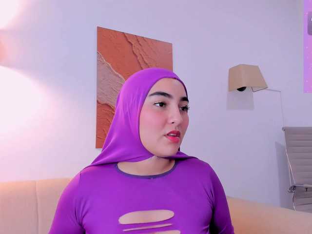 Malika-Noor live cam on BongaCams