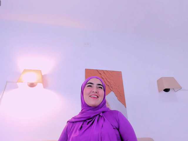 Malika-Noor live cam on BongaCams