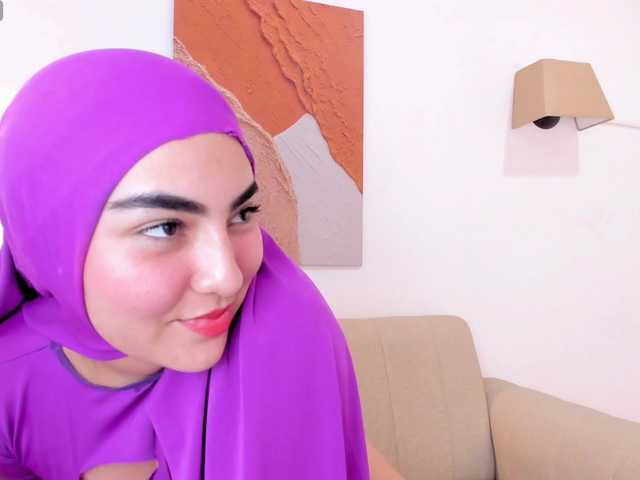 Malika-Noor live cam on BongaCams