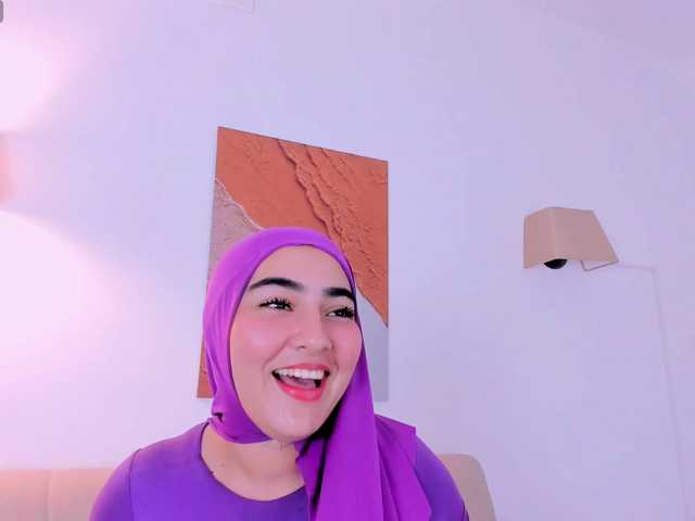 Malika-Noor live cam on BongaCams