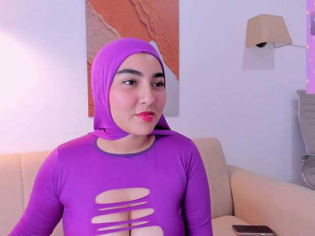 malika-noor cam belle
