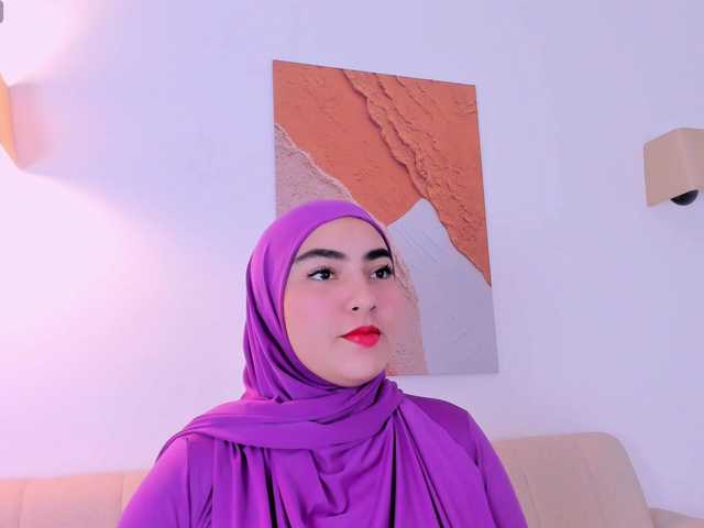 Malika-Noor live webcam show