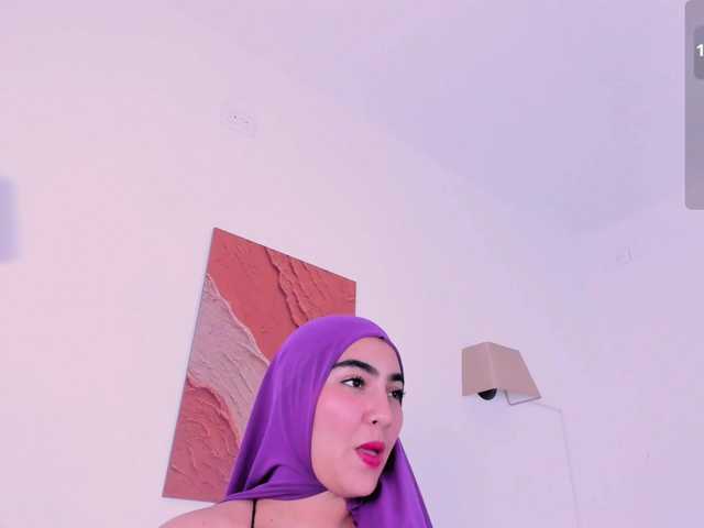 Malika-Noor live cam on BongaCams