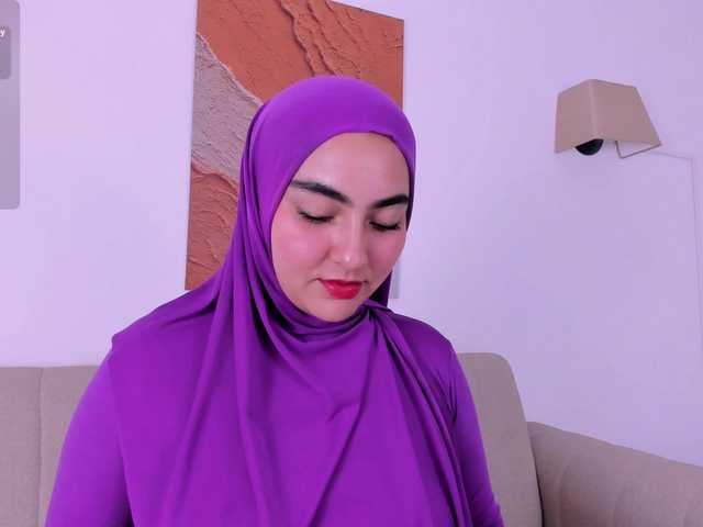 Malika-Noor live cam on BongaCams