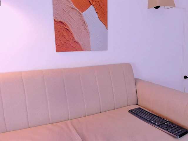 Malika-Noor live webcam show