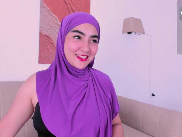 Malika-Noor live cam on BongaCams