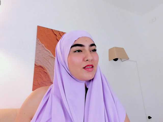 Malika-Noor live cam on BongaCams
