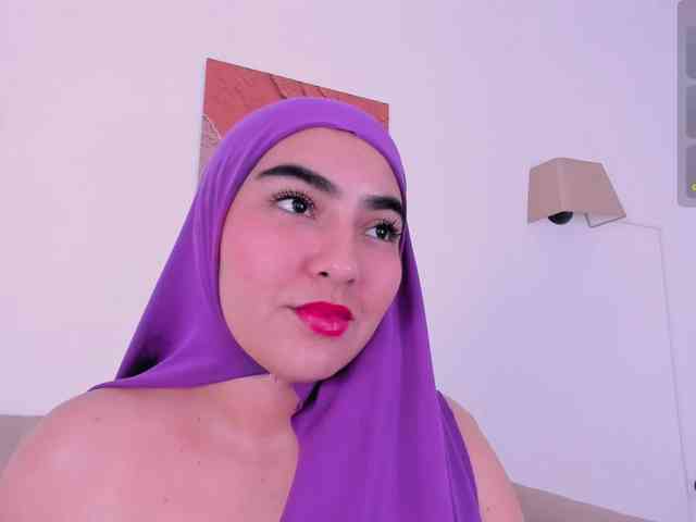 Malika-Noor - Girl 