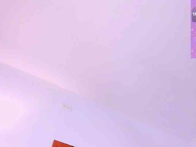 Malika-Noor webcam