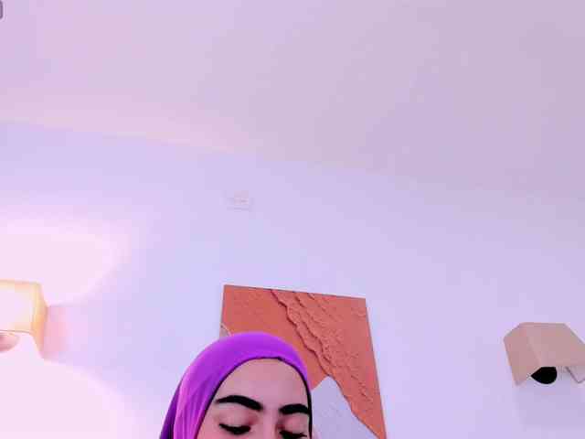 Malika-Noor - Girl 