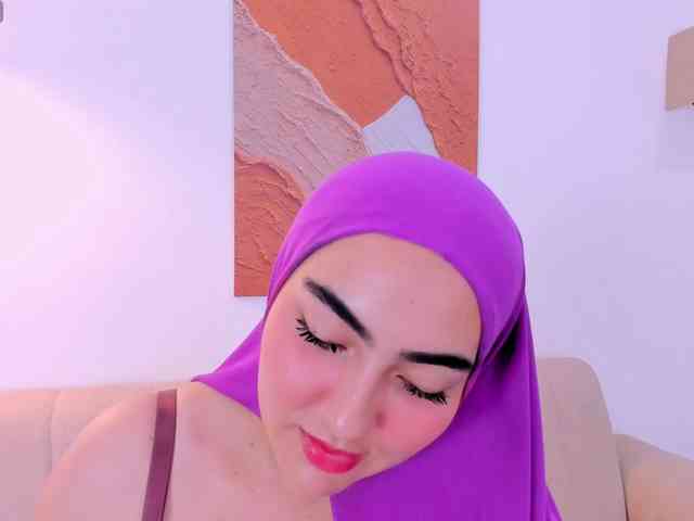 Malika-Noor Sex Cam Show