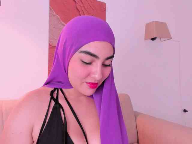 Malika-Noor - Girl 