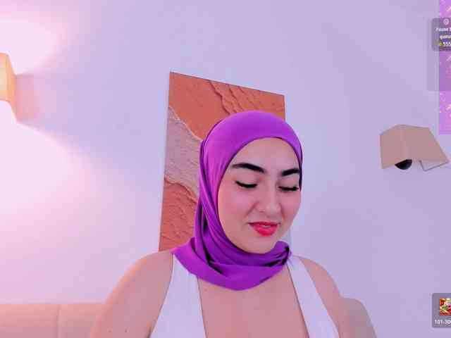 Malika-Noor webcam