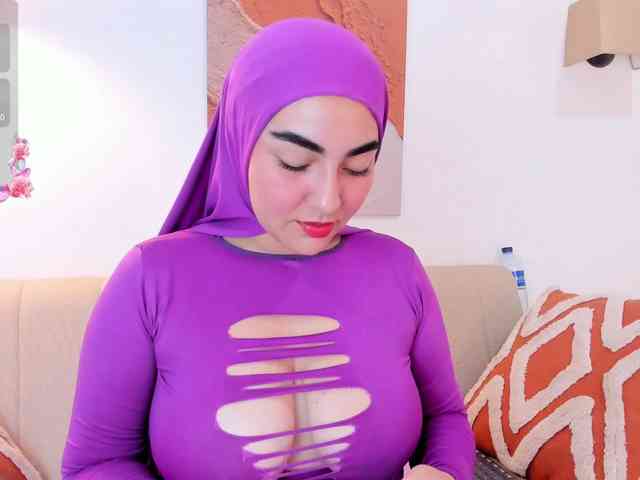 Malika-Noor Malika-Noor