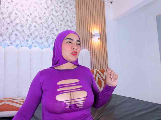 Malika-Noor - Girl 