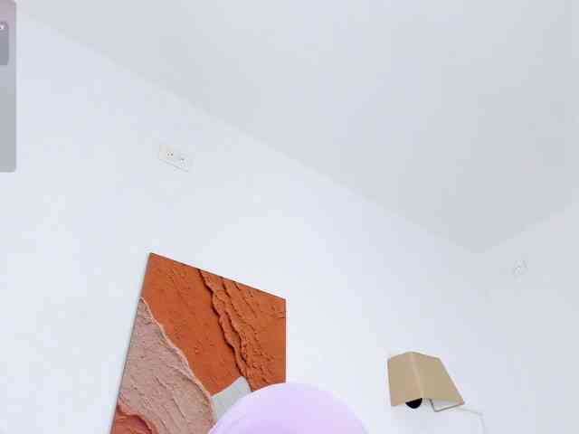 Malika-Noor webcam
