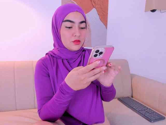 Malika-Noor Malika-Noor