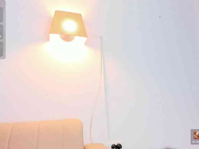 Malika-Noor webcam