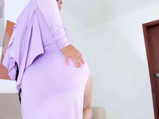 Malika-Noor webcam