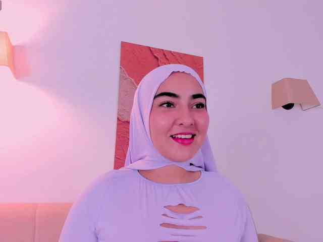 Malika-Noor webcam