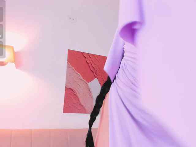 Malika-Noor webcam