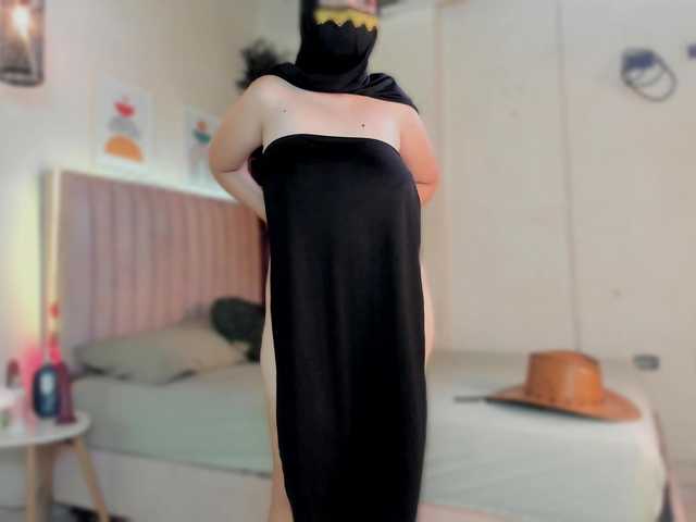 zaid-habibi live cam on BongaCams