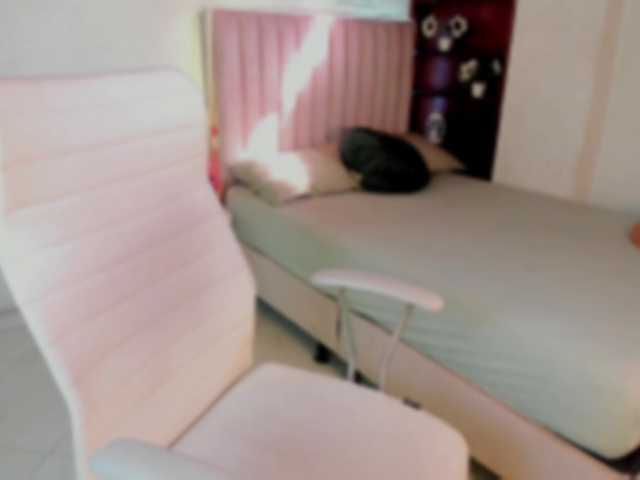 zaid-habibi live cam on BongaCams