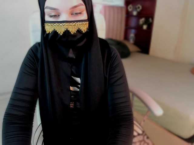zaid-habibi live cam on BongaCams