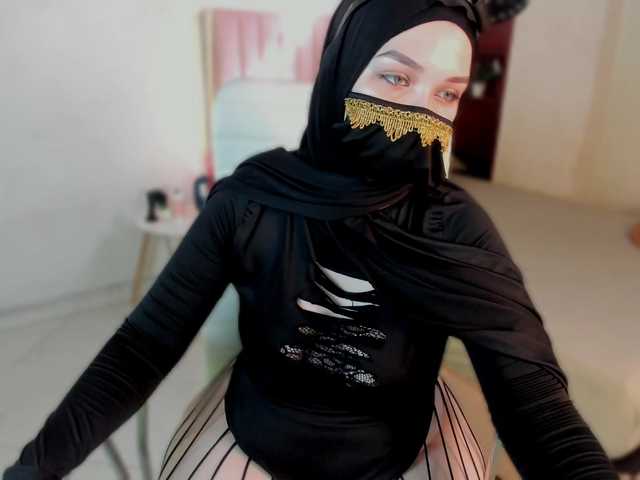 zaid-habibi live cam on BongaCams