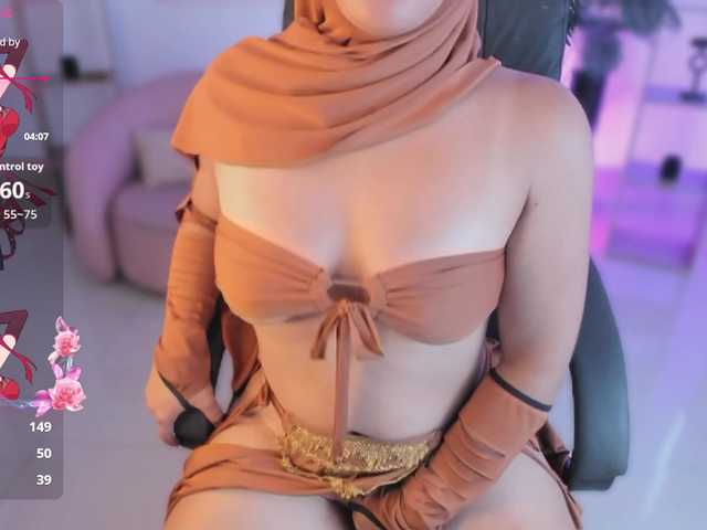 khaly-nahyan live cam on BongaCams