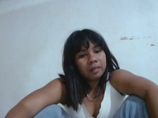 Julia-skye's Live Webcam