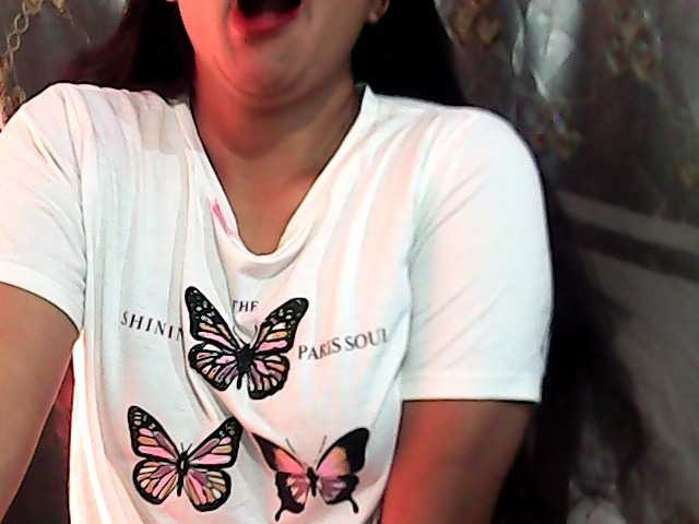 Julia-skye live cam on BongaCams