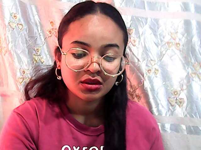 Julia-skye