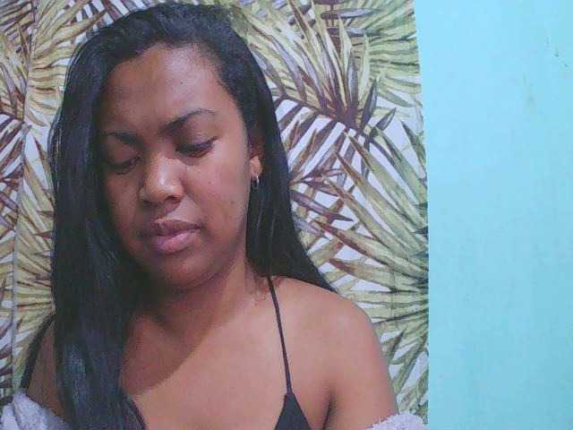 Julia-skye live cam on BongaCams