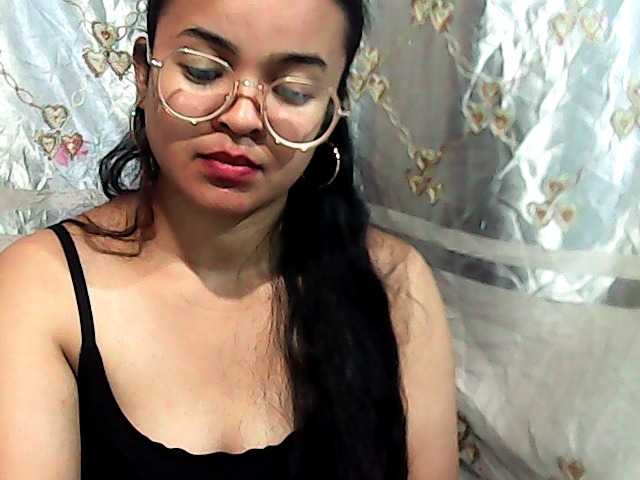 Julia-skye