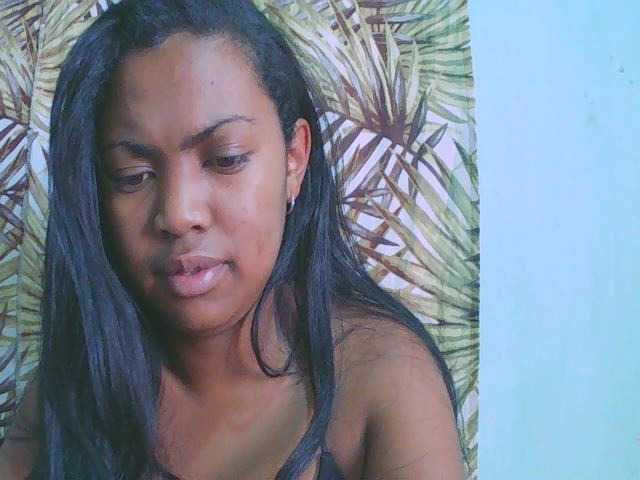 Julia-skye live cam on BongaCams