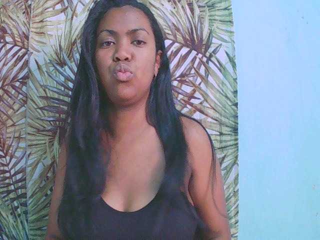 Julia-skye live cam on BongaCams