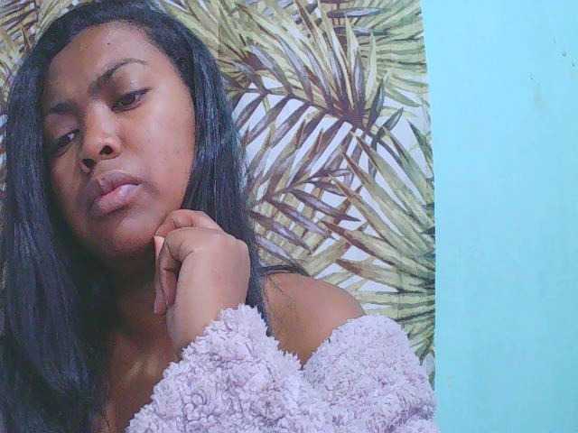 Julia-skye live cam on BongaCams