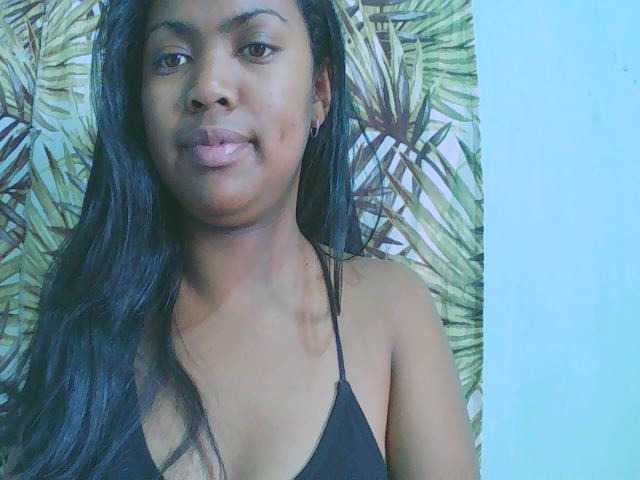 Julia-skye live cam on BongaCams