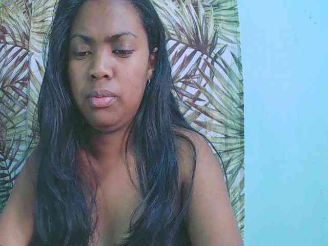 Julia-skye webcam