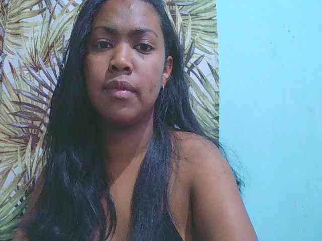 Julia-skye Live Webcam on BongaCams