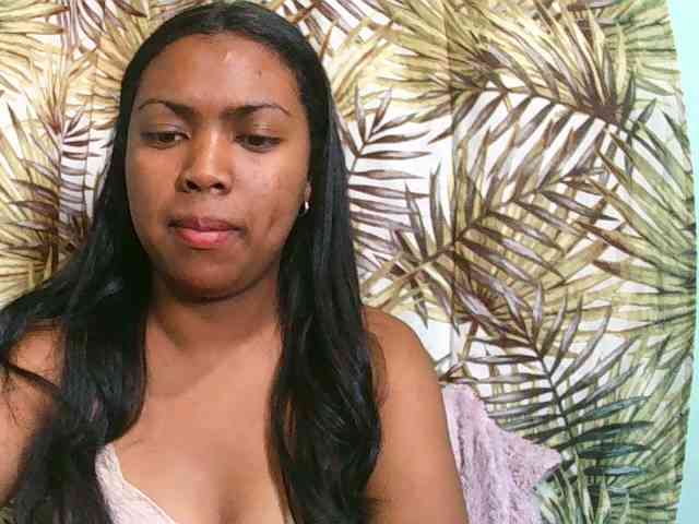 Julia-skye webcam