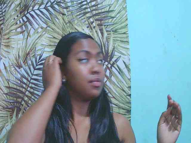 Julia-skye webcam
