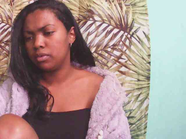 Julia-skye webcam