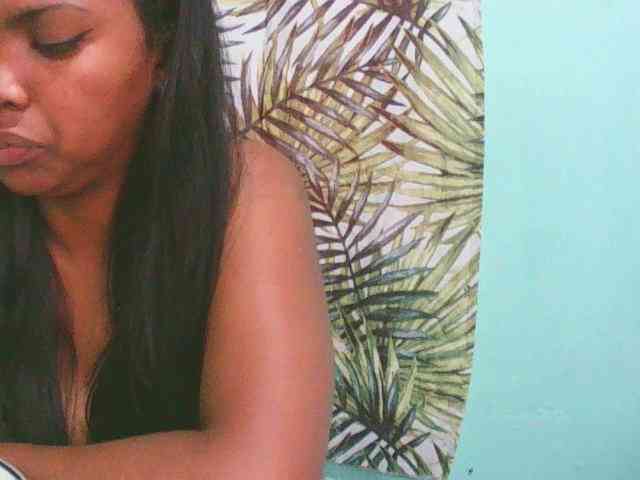 Julia-skye webcam